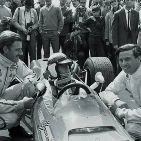 Barcelone 1967 avec Graham Hill et Jackie Stewart sur sa Matra
